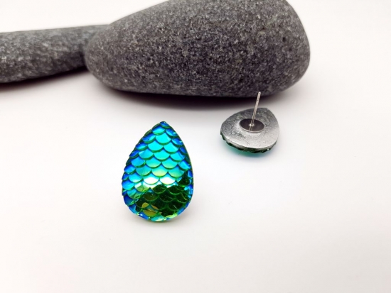 Preview: Meerjungfrauen Schuppen Ohrstecker tropfenform grün